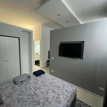 Apartament - Space 18 *
